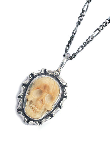 Lee Downey Skull Necklace -Mammoth Ivory-
