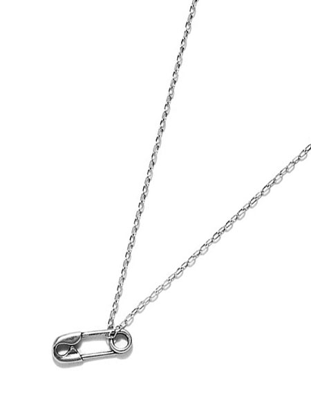 GILES & BROTHER Tiny Safety Pin Necklace Silver
