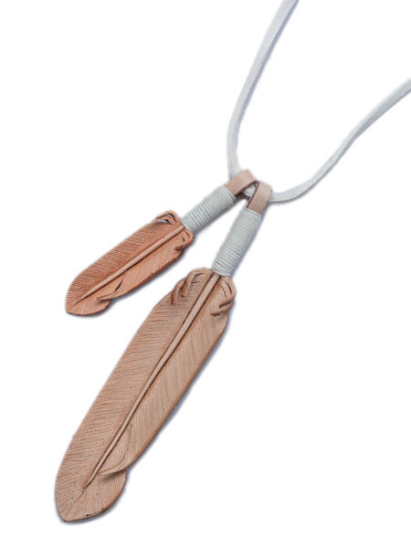 Rooster King & Co. White Lacing Leather Feather Necklace (Natural)