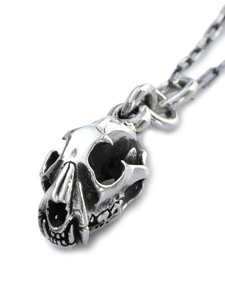 WOLF SKULL NECKLACE