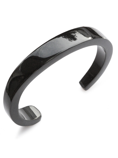 ON THE SUNNY SIDE OF THE STREET 11mm Buffalo Horn Twisted Bangle (Black)