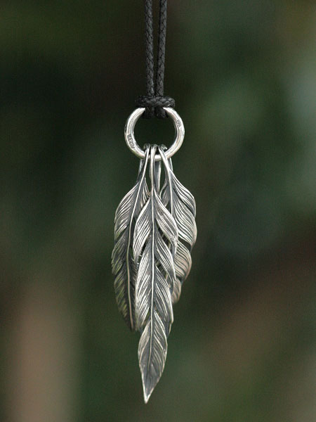 HARIM Owl feather set 1 (Black Cord)