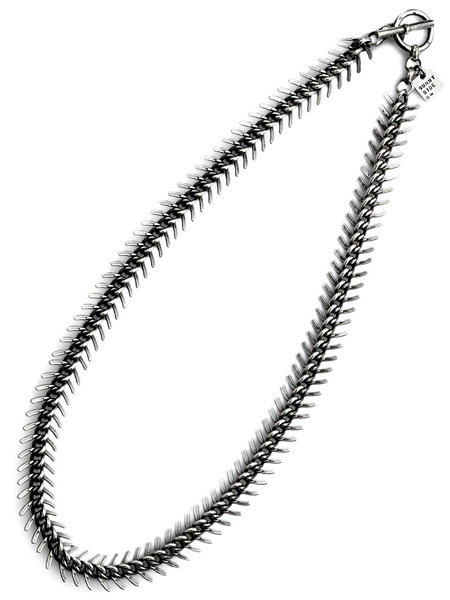 ON THE SUNNY SIDE OF THE STREET Herringbone Chain Necklace