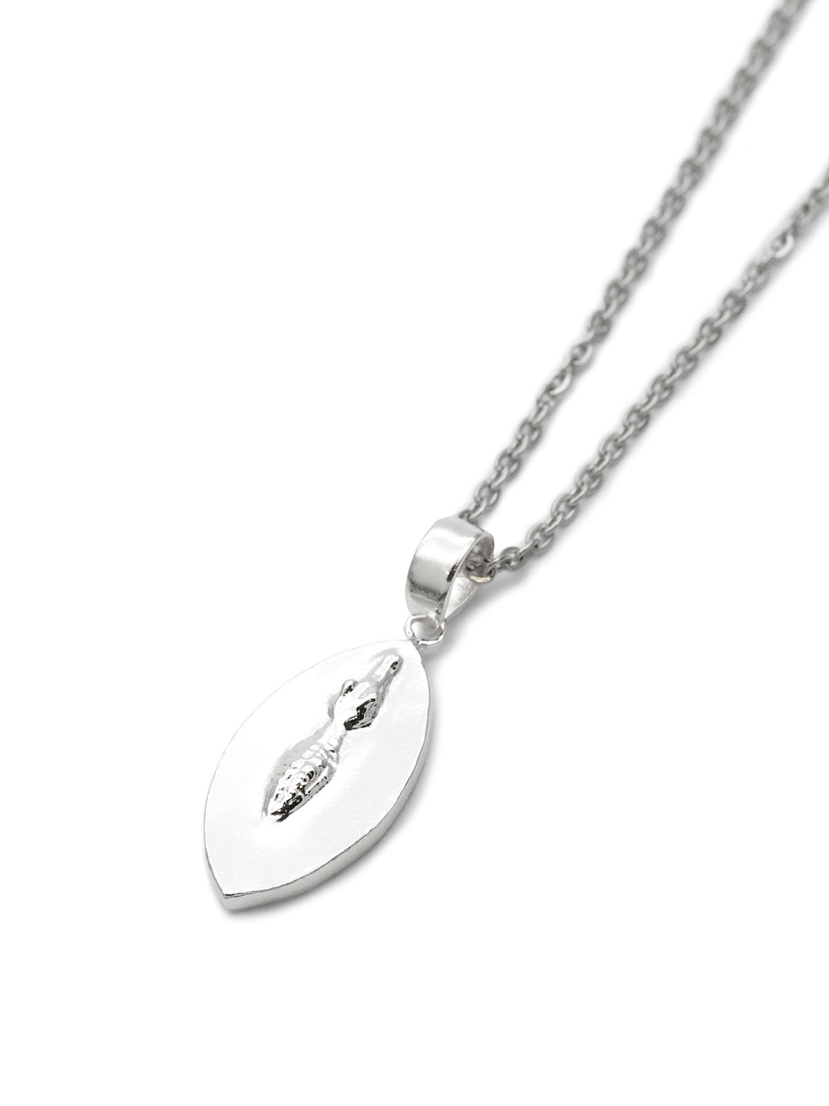 Tiny 水の中からこんにちは。ワニ ネックレス