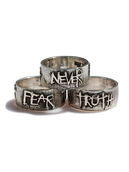 Darren Simonian Never Fear Truth Ring / ジョニーデップ NFTリング