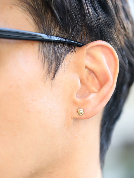 IDEALISM SOUND（イデアリズムサウンド）のK10ゴールド製太陽モチーフピアス