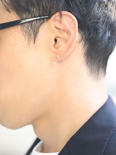 IDEALISM SOUND（イデアリズムサウンド）のK10ゴールド製太陽モチーフピアス