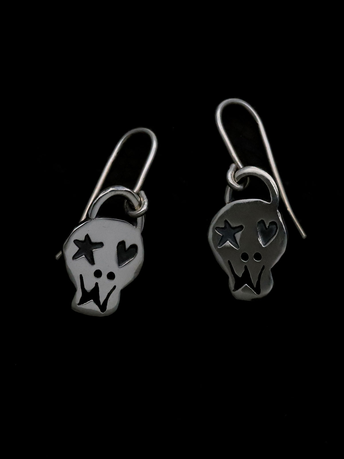 BELIEVEINMIRACLE SKULL PIERCE / スカル ピアス