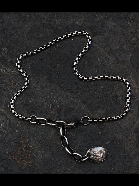 "HARIMのSQUARE BLOCK CHAIN ANKLET 全体画像"