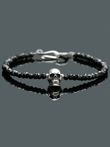 Le Tabou Black spinel skull bracelet