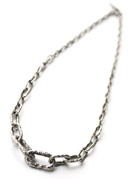 LONG GRADED LINK NECKLACE