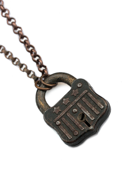 Lux Revival Vintage Lock Necklace (Star)