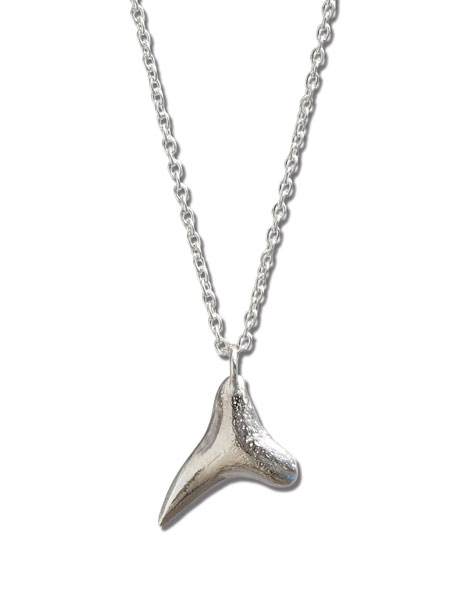 it's 12 midnight Original Shark Teeth Necklace / サメの歯ネックレス