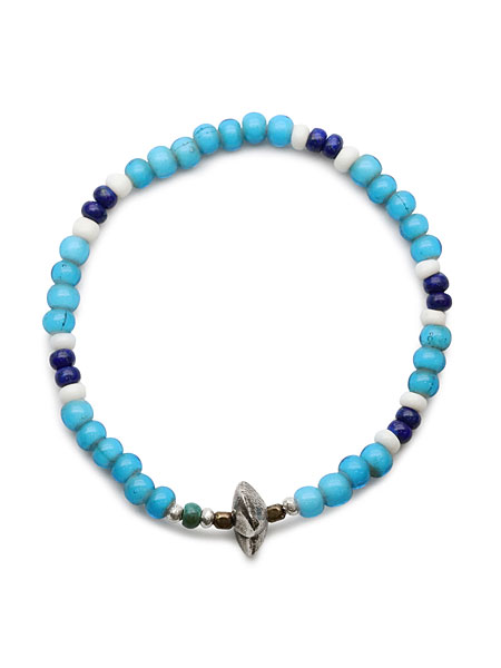 全体のビーズ配色バランスや配置がわかる、ブレスレットを上から写した全体画像。