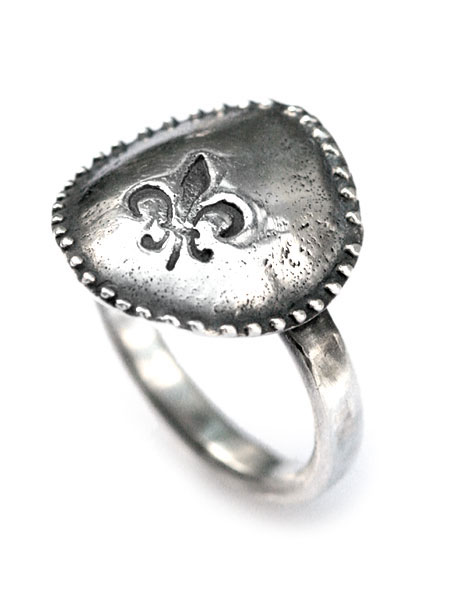 LILY Ring (Small)